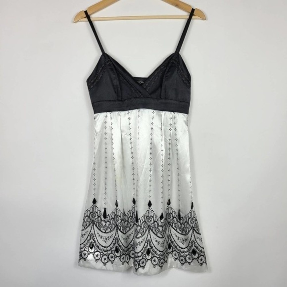 Guess Jeans Black White Raised Sequin Embellished Dress Size 5